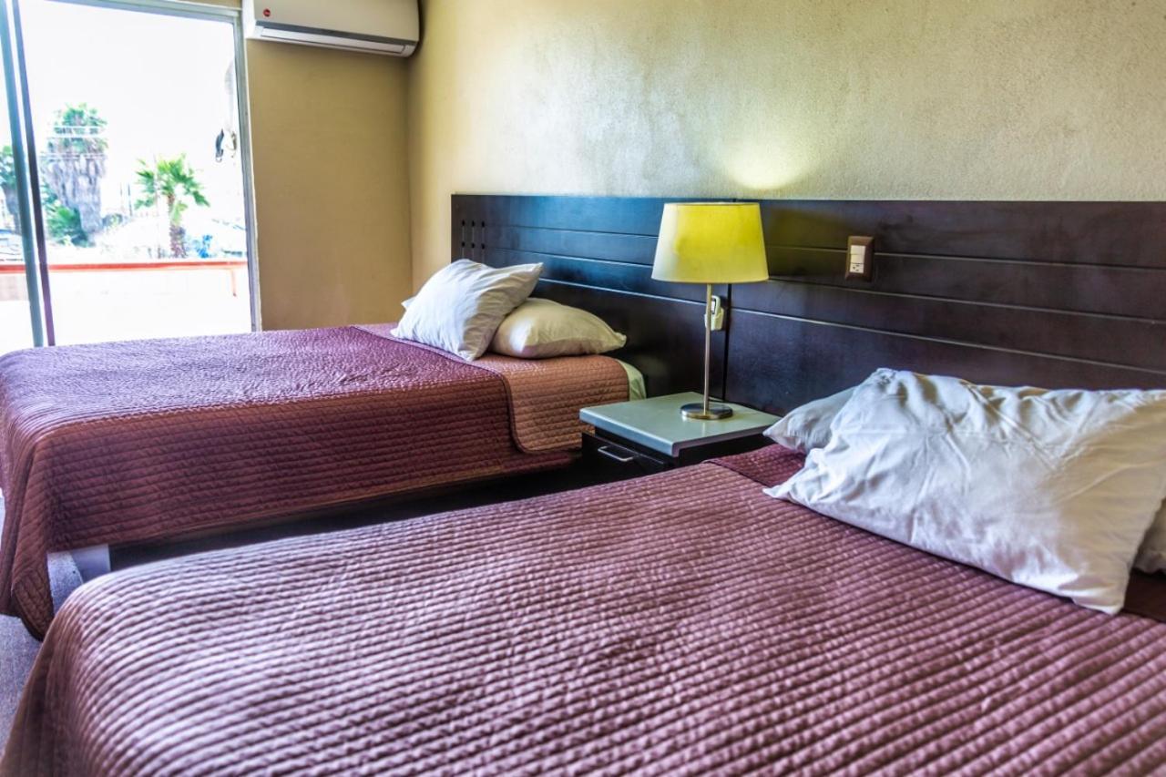 Hotel Posada Don Fernando Ensenada Eksteriør bilde