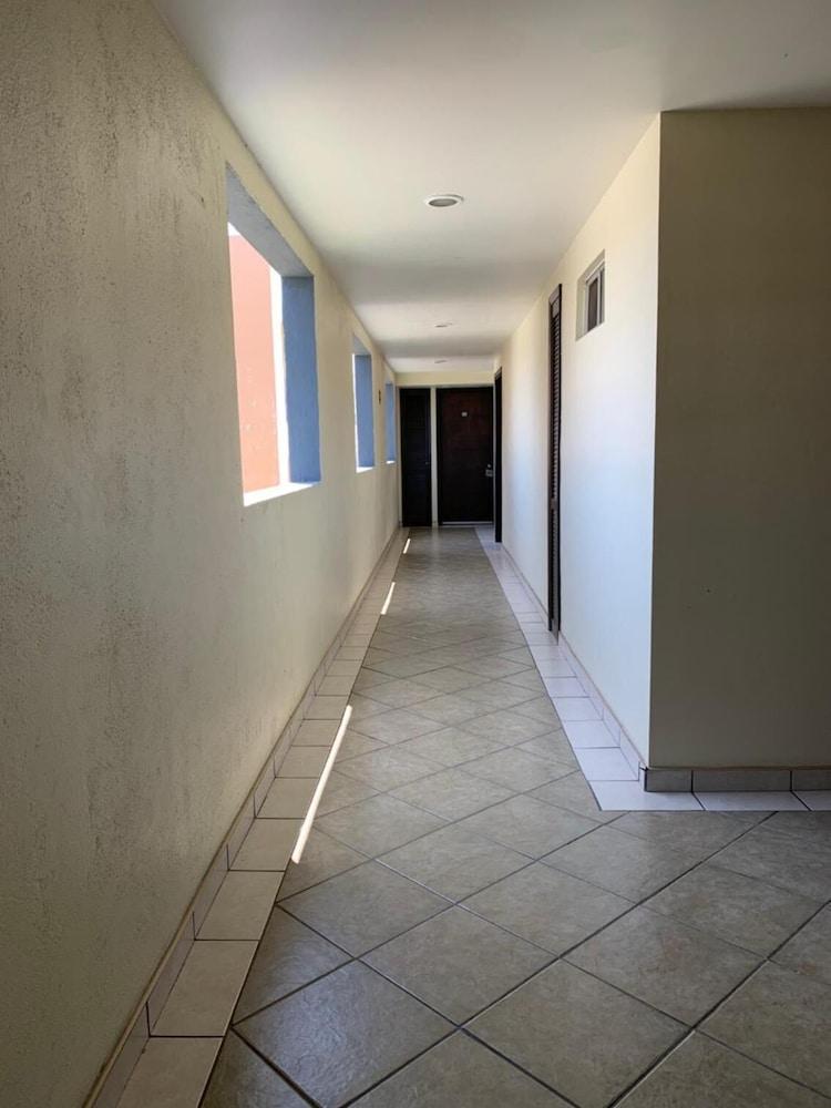 Hotel Posada Don Fernando Ensenada Eksteriør bilde