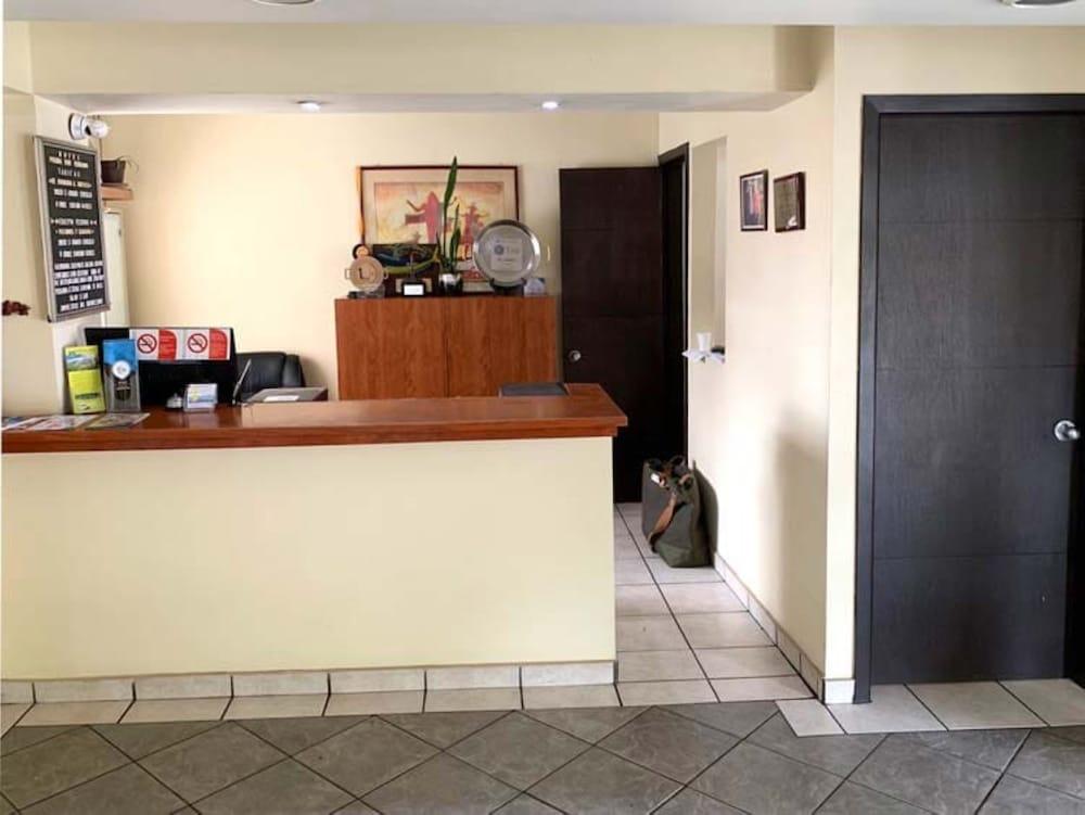 Hotel Posada Don Fernando Ensenada Eksteriør bilde