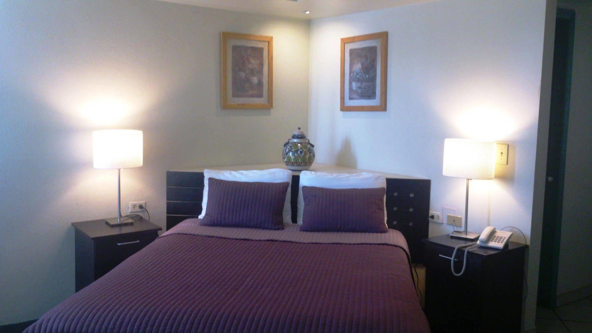 Hotel Posada Don Fernando Ensenada Eksteriør bilde